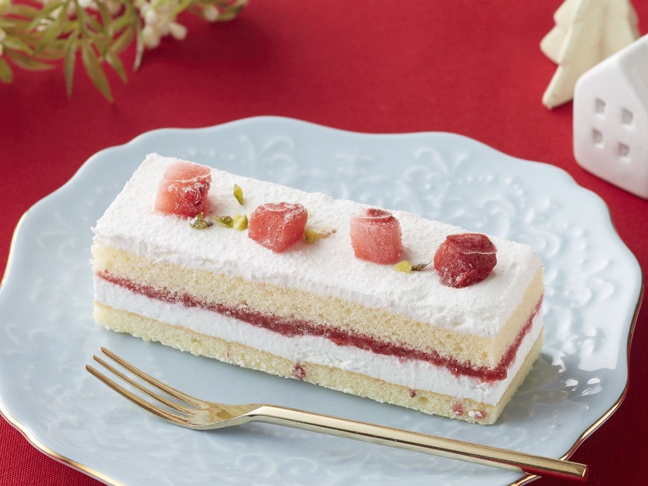 Ministop "Ice Cake Strawberry Shortcake"