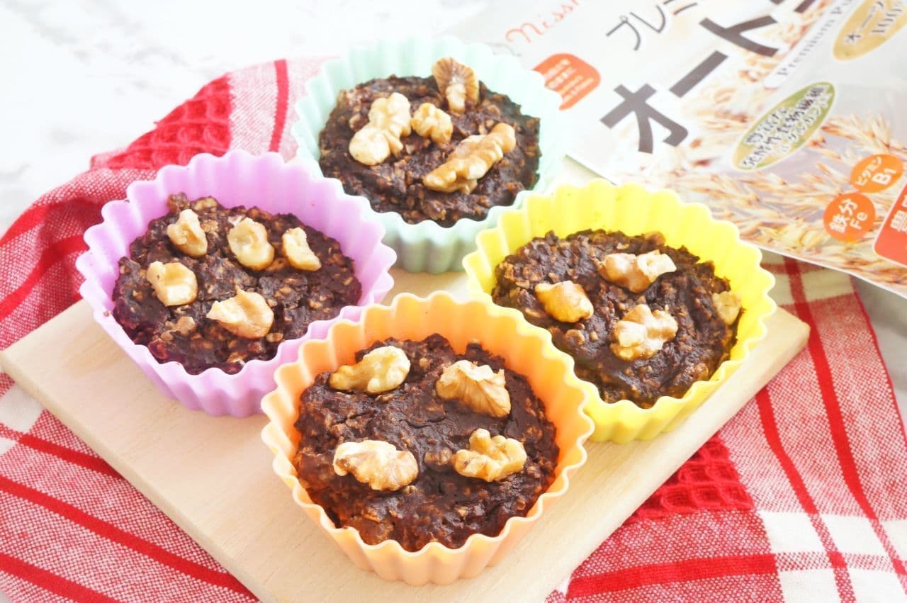 Simple recipe for "oatmeal cocoa muffins"