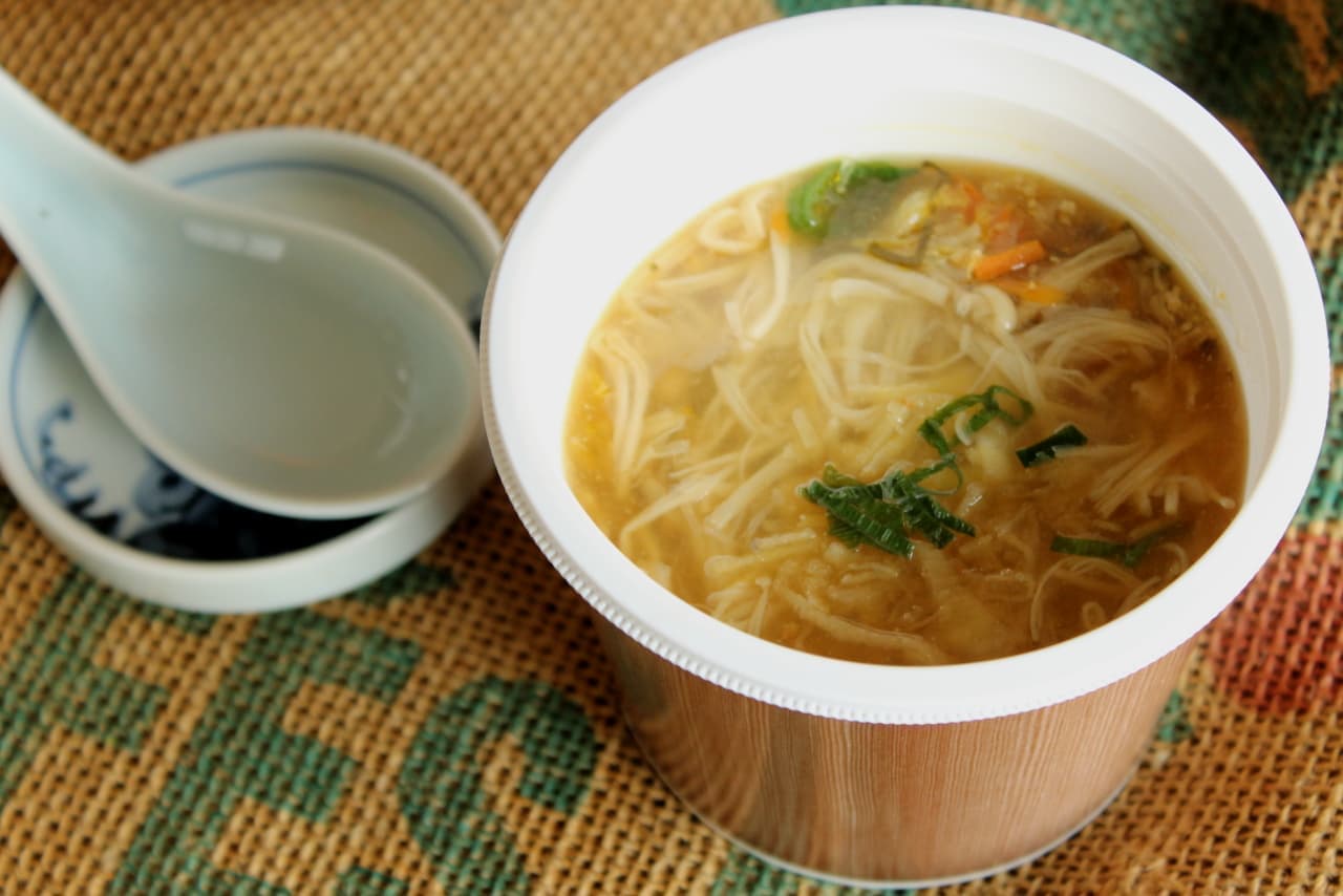 セブン「10種具材と生姜あんの和風スープ」