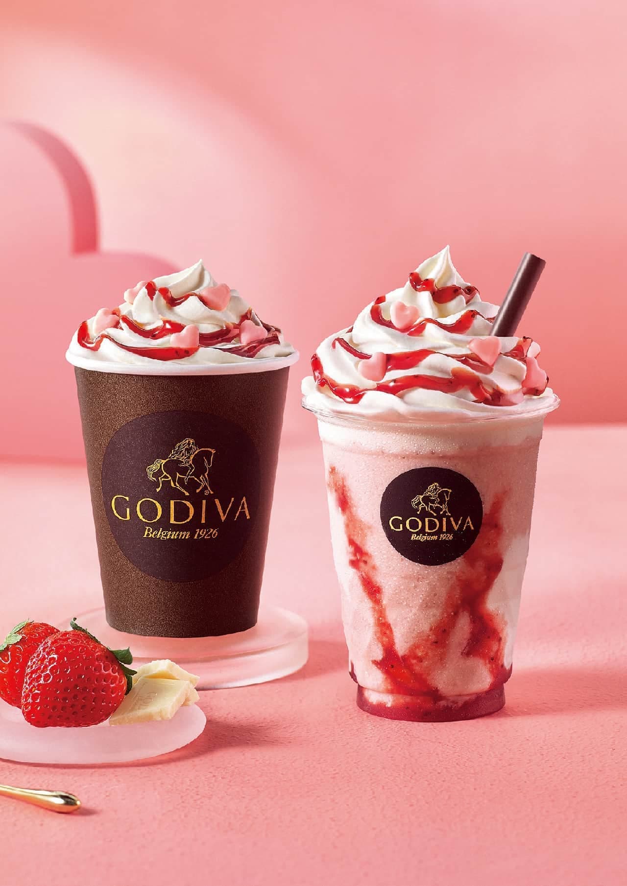 Godiva "Chocolate Valentine Limited Strawberry White Chocolate"