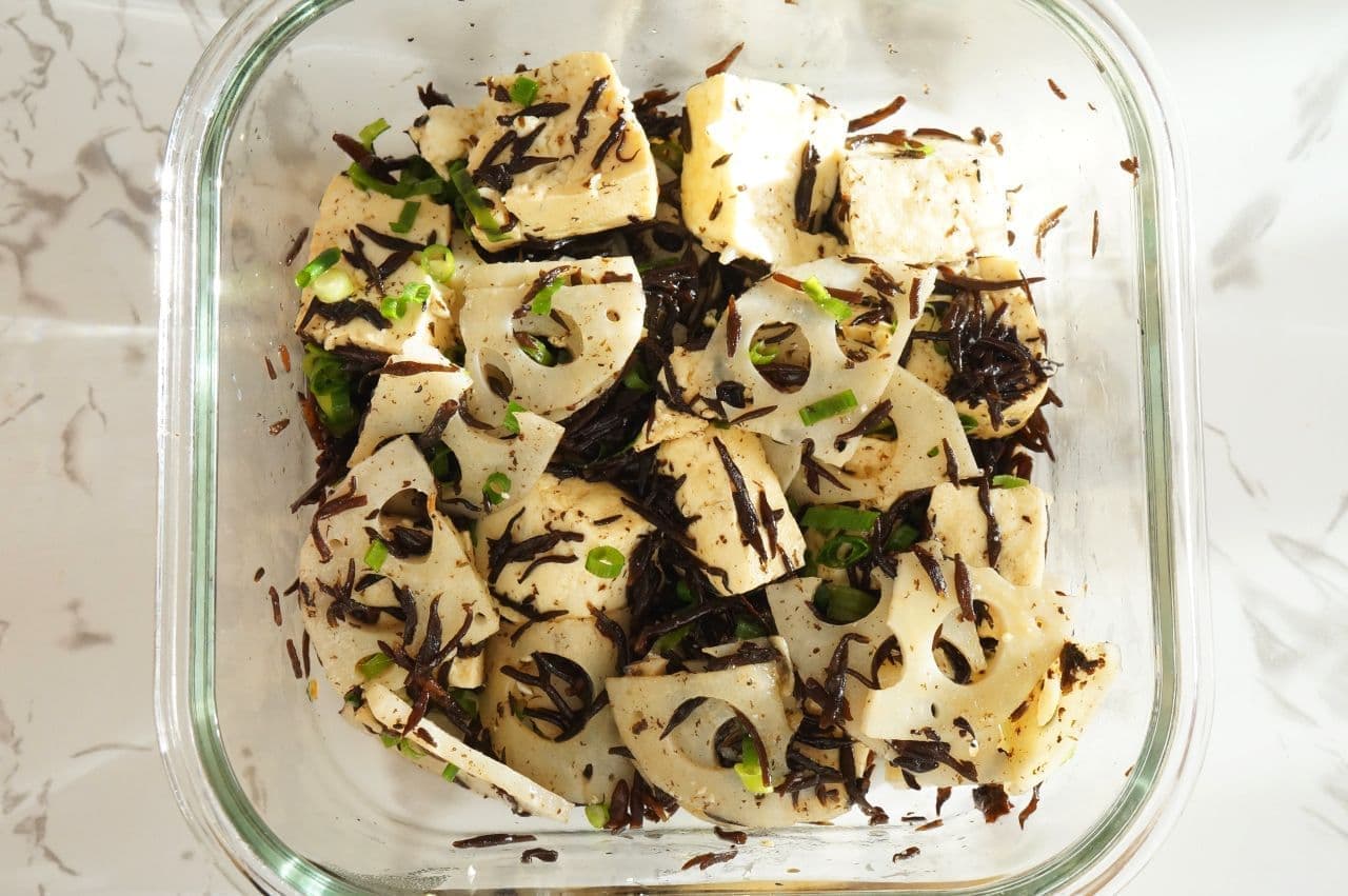 Hijiki tofu lotus root salad