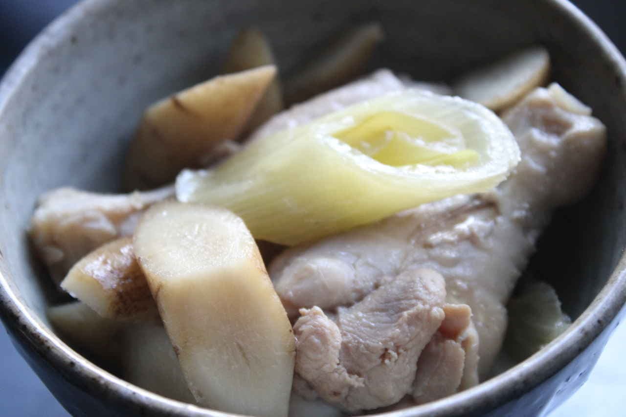 鶏手羽元とごぼうのポン酢煮