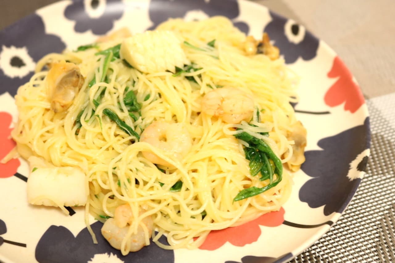 Recipe for "Gochujang Pasta with Seafood and Potherb mustard