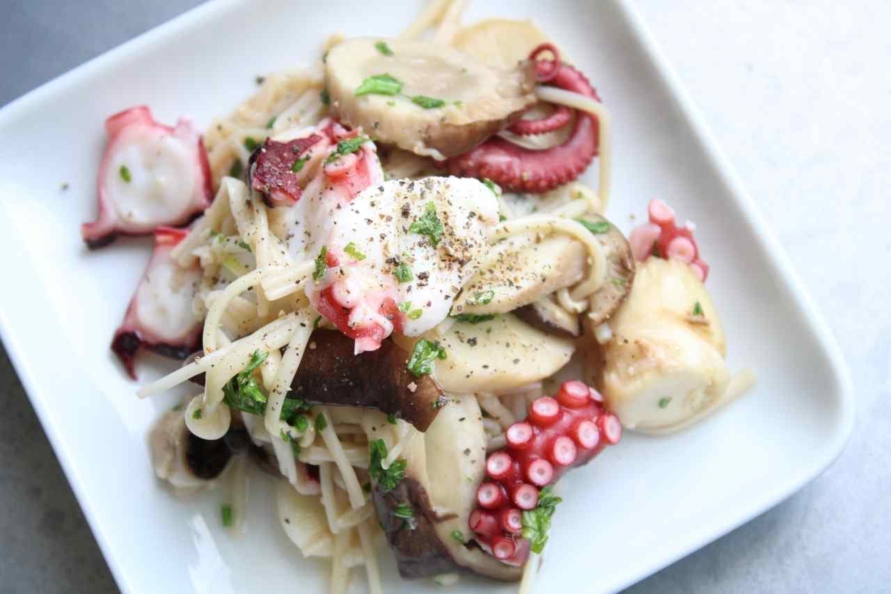 Recipe for "Sautéed Octopus and Mushrooms with Garlic