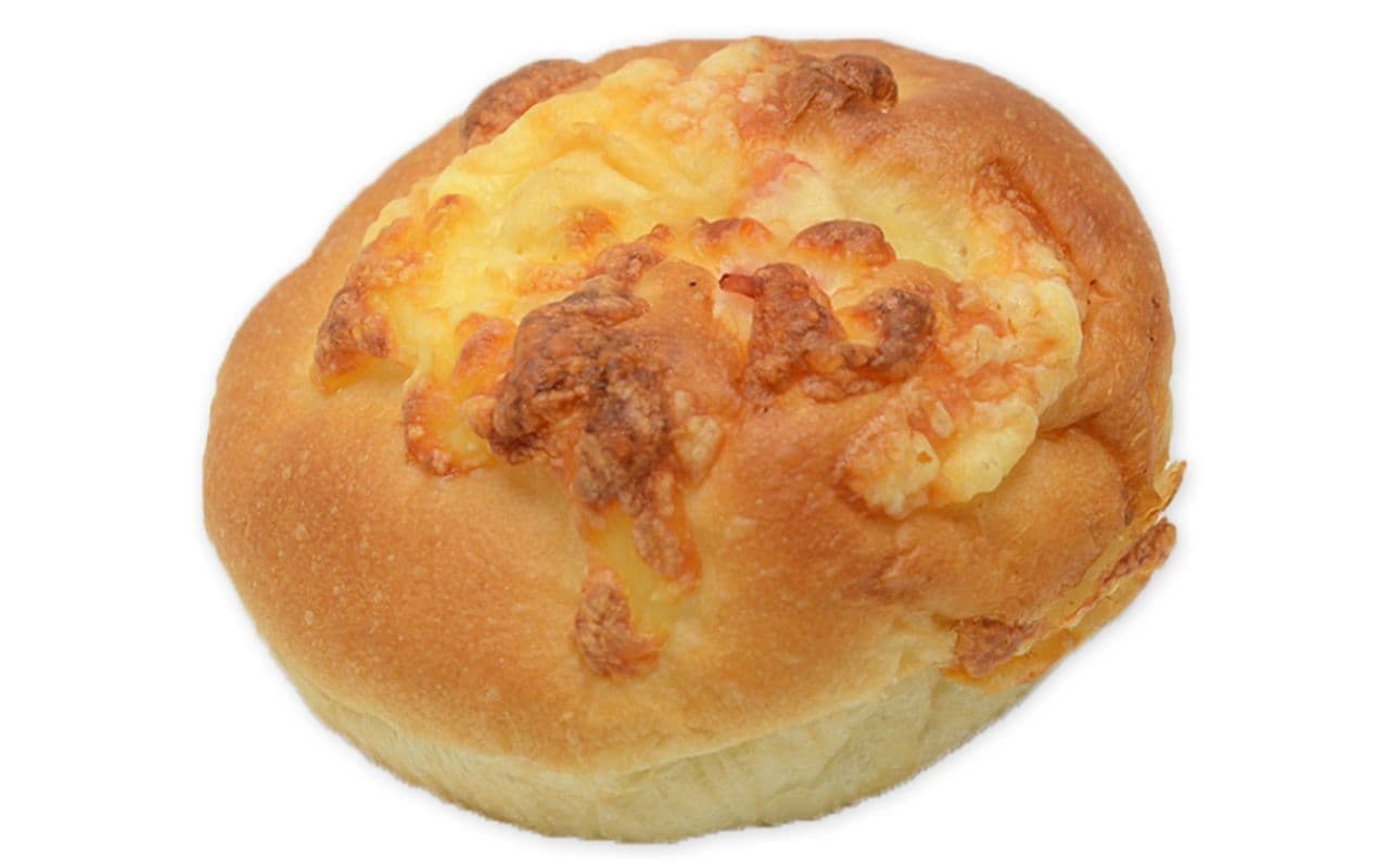 7-ELEVEN: "Bacon Cheese Bread with Reduced Sugar Content"