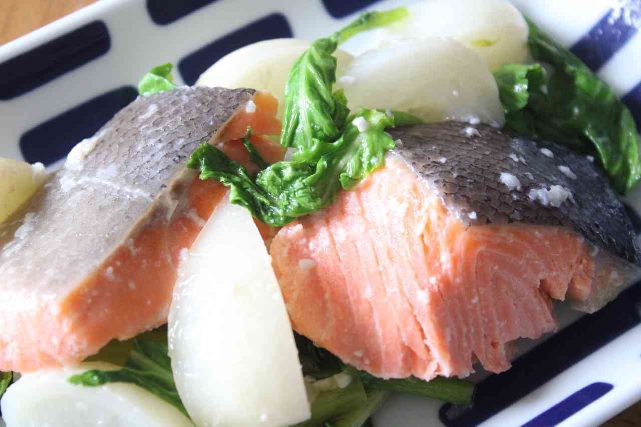 Recipe for "Salmon and Turnips with Salted Malted Rice