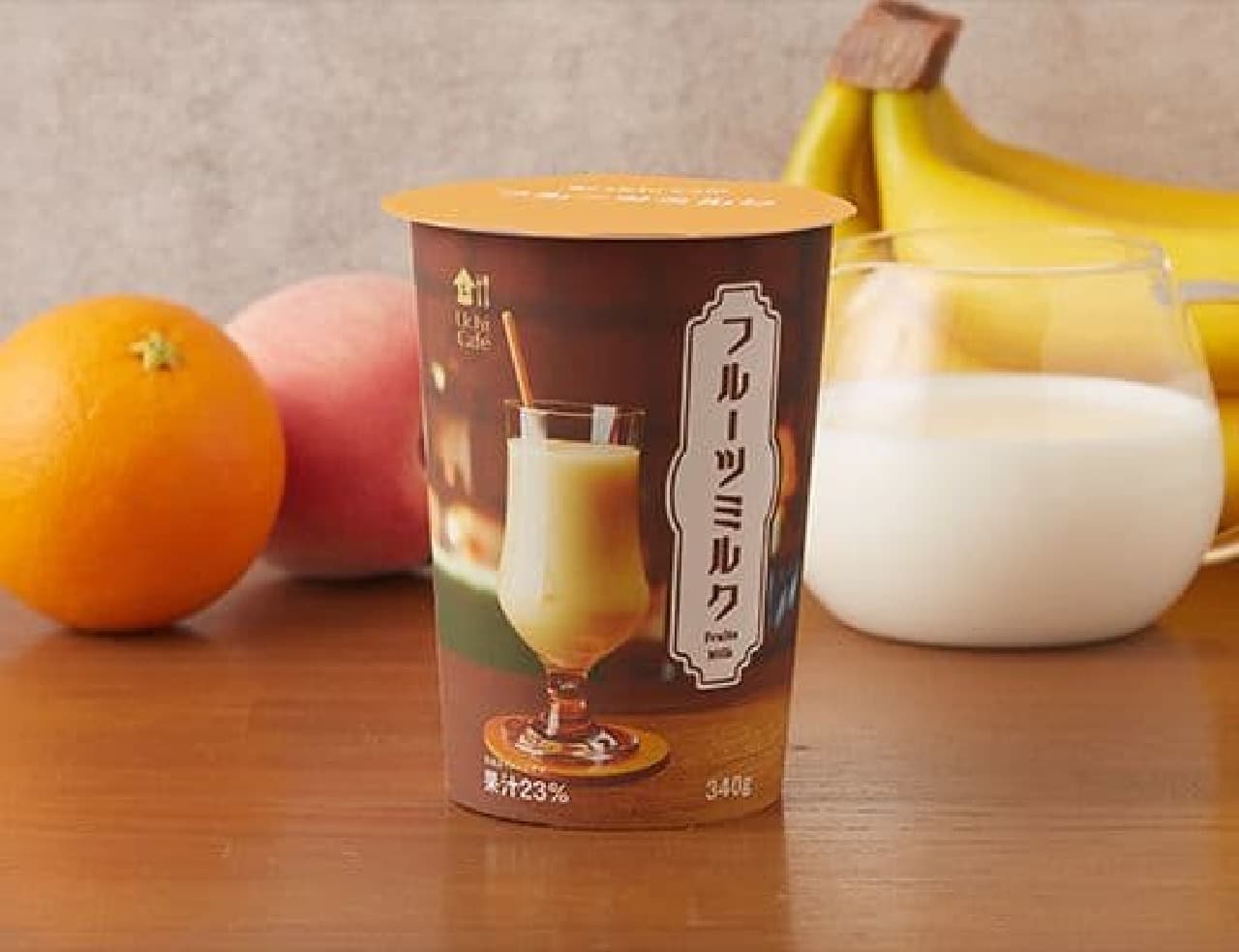 Lawson "Ouch Cafe Fruit Milk 340g