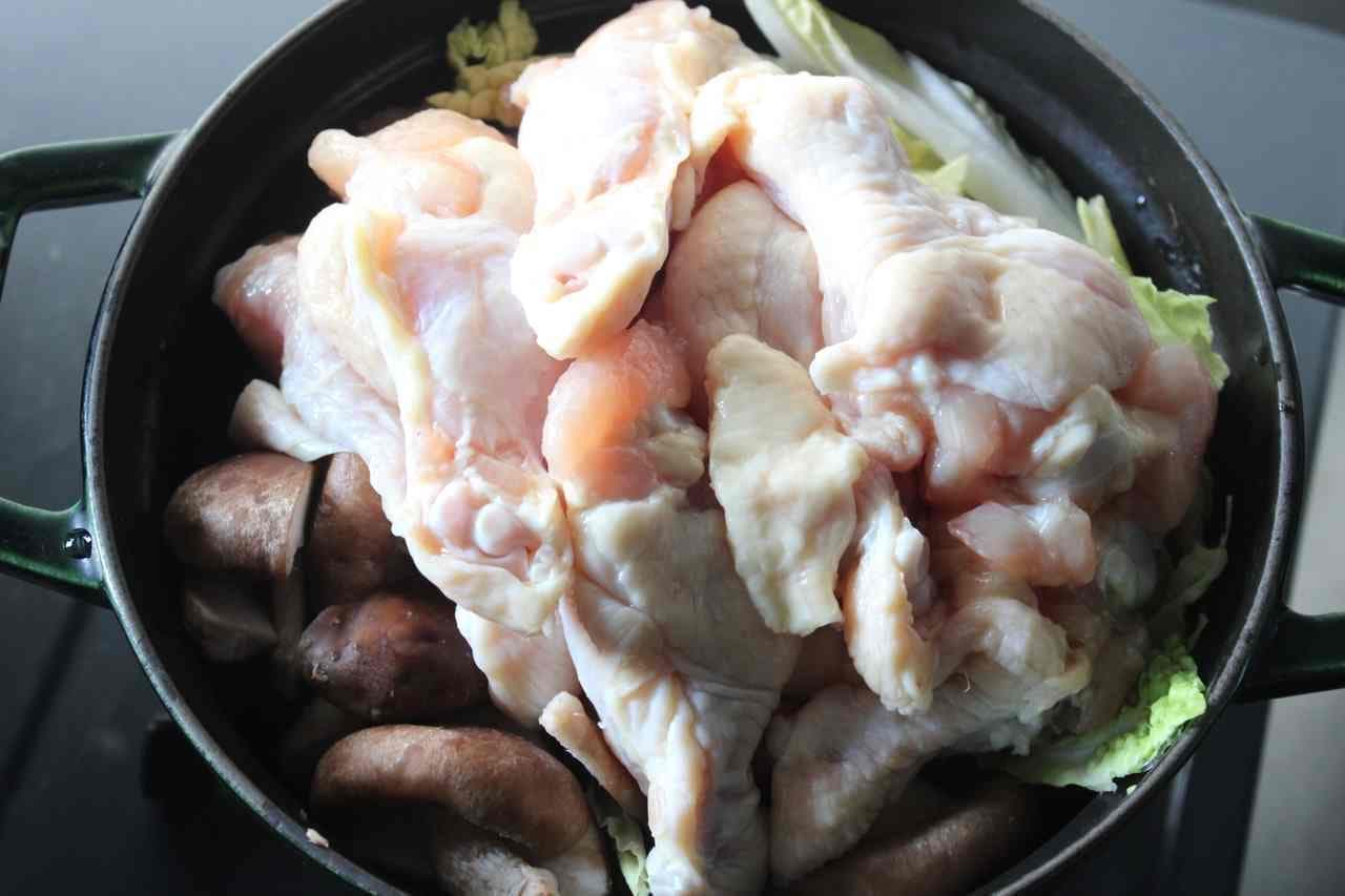 鶏手羽元と白菜のめんつゆ煮
