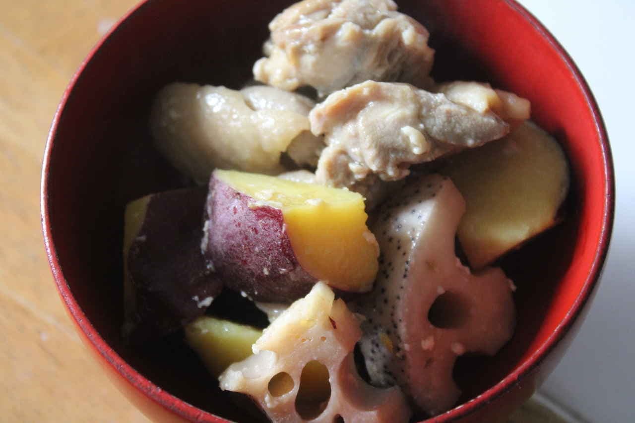 「鶏肉と根菜の甘辛煮」レシピ