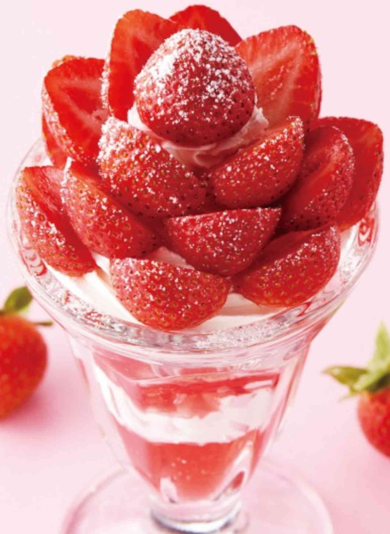 Joyful "Fresh Strawberry Parfait