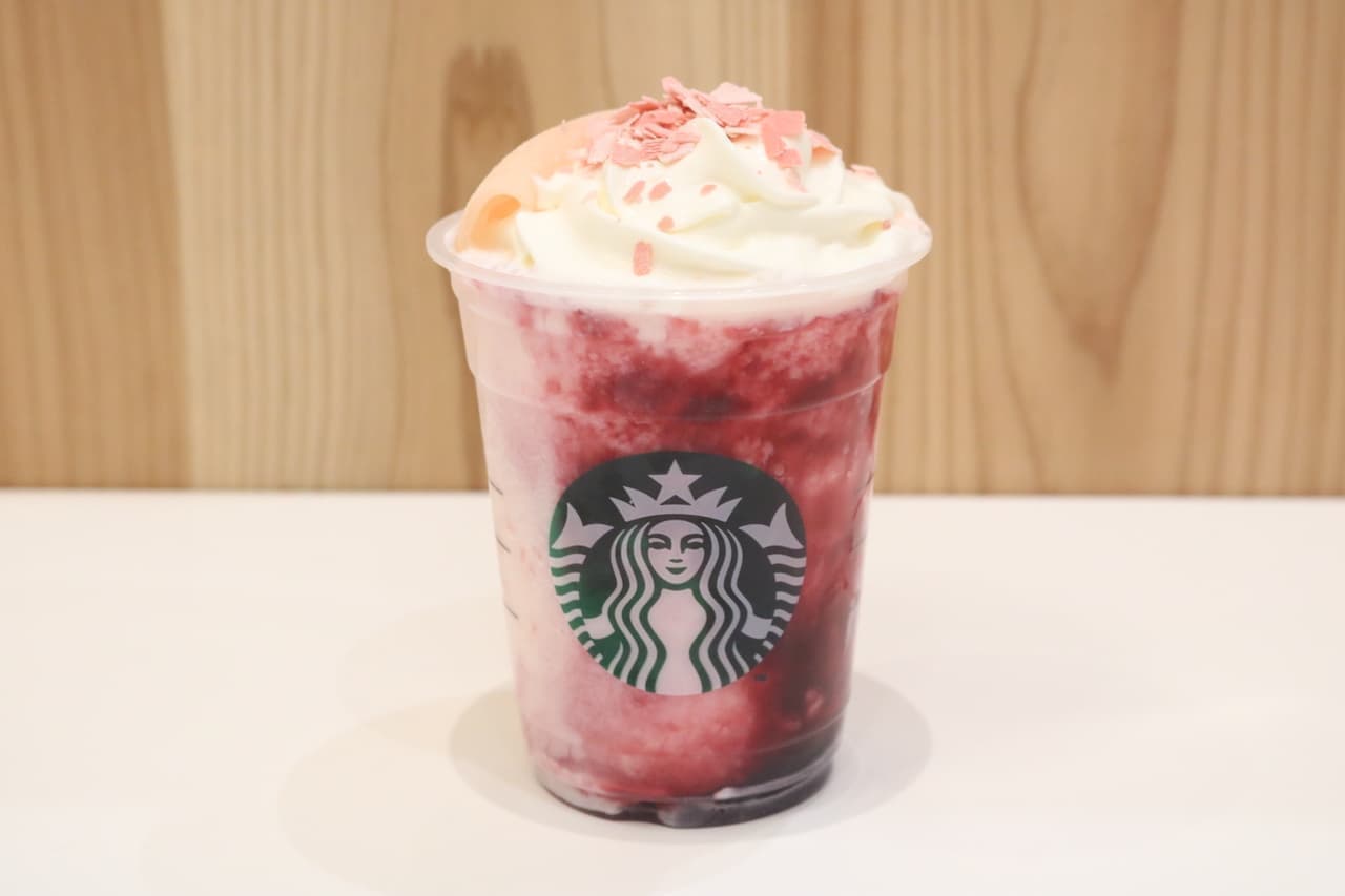 New Starbucks "Sakura Cassis Strawberry Shiratama Frappuccino".