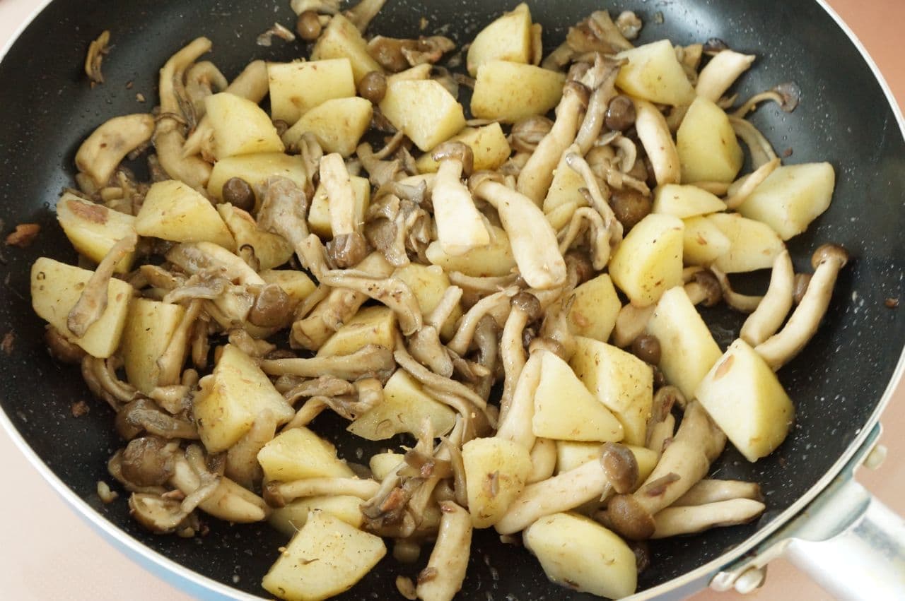 Anchovy Mushroom Potatoes
