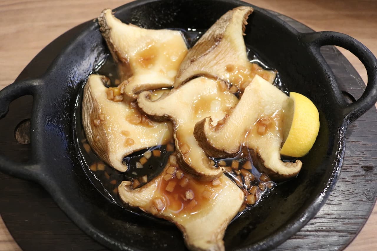 Jonathan "Akita Shirakami Abalone Mushrooms on the Grill