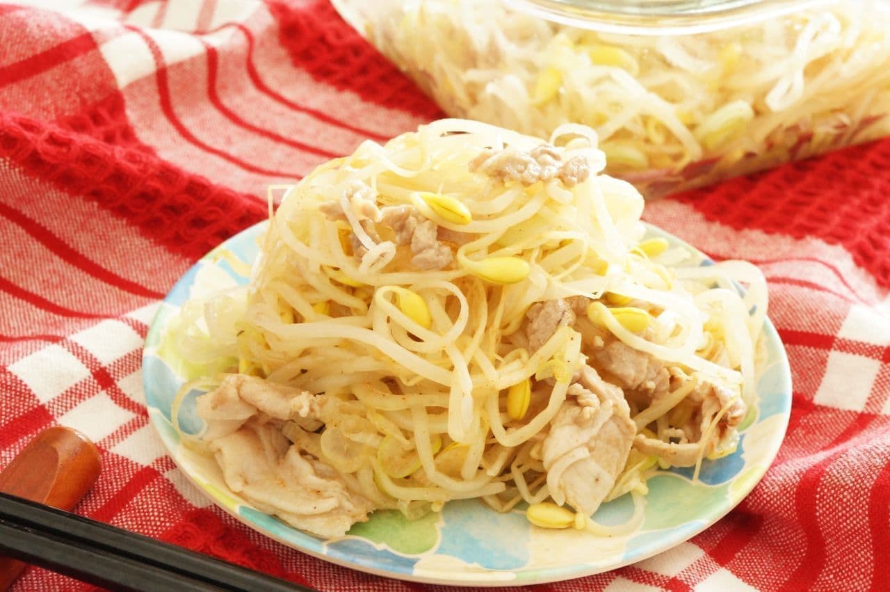 Easy recipe for "Japanese Namul (bean sprouts and pork)