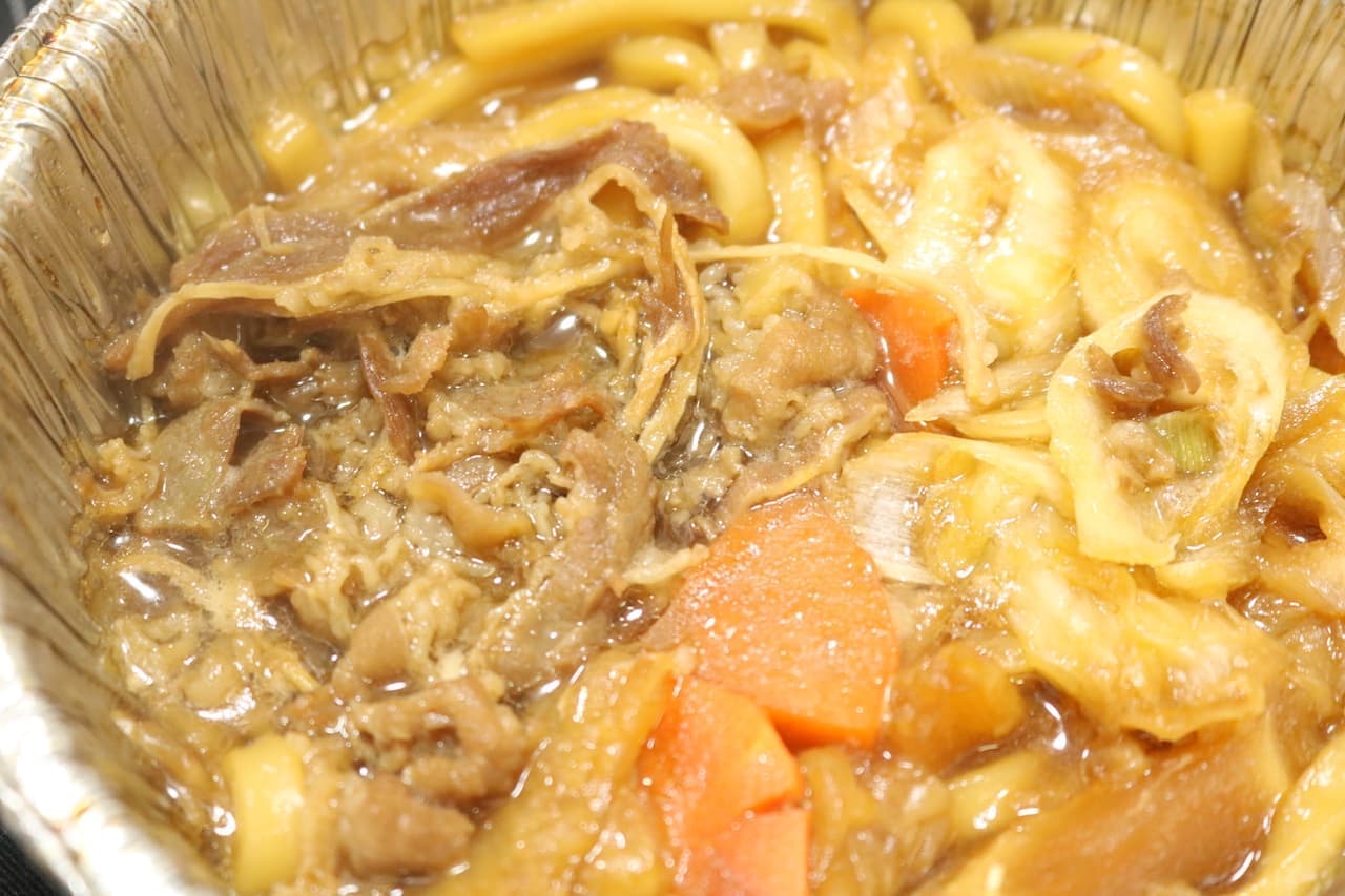 Famima "The delicious taste of beef! Beef sukiyaki hot pot with udon noodles