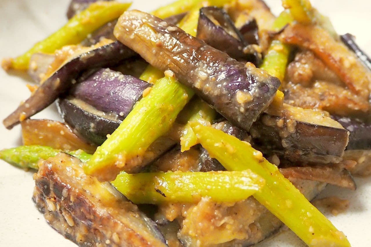 Recipe "Sauteed Eggplant and Asparagus with Sesame Miso