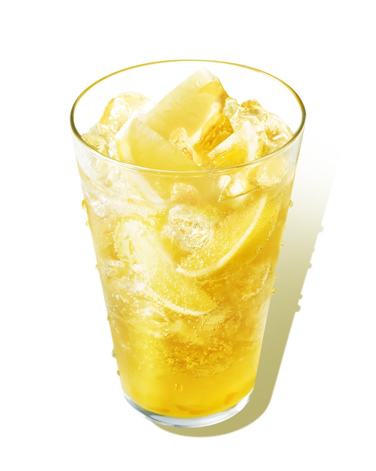 モスバーガー「まるごと！レモンのジンジャーエールwith甘夏ソース　＜九州産甘夏果汁0.5％使用＞」