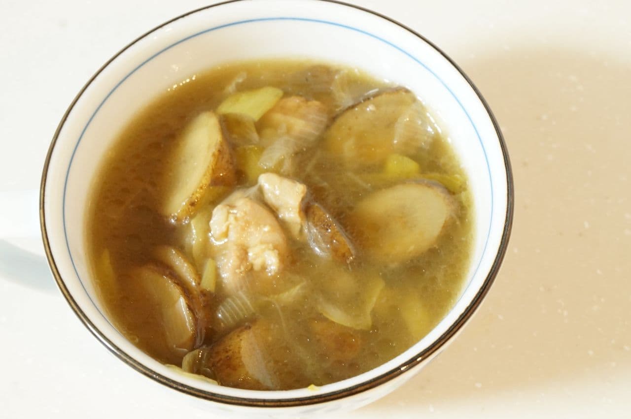 chicken, burdock and leek soup