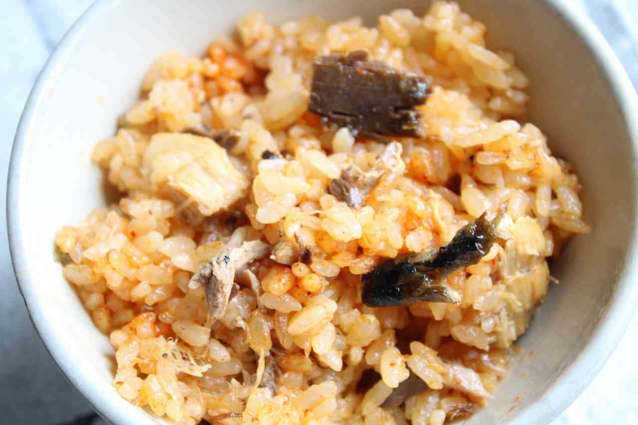 KALDI "Saba can de Gohan Bibimba Style Saba Rice Noodle" (mackerel can de Gohan Bibimba Style Saba Rice Noodle)