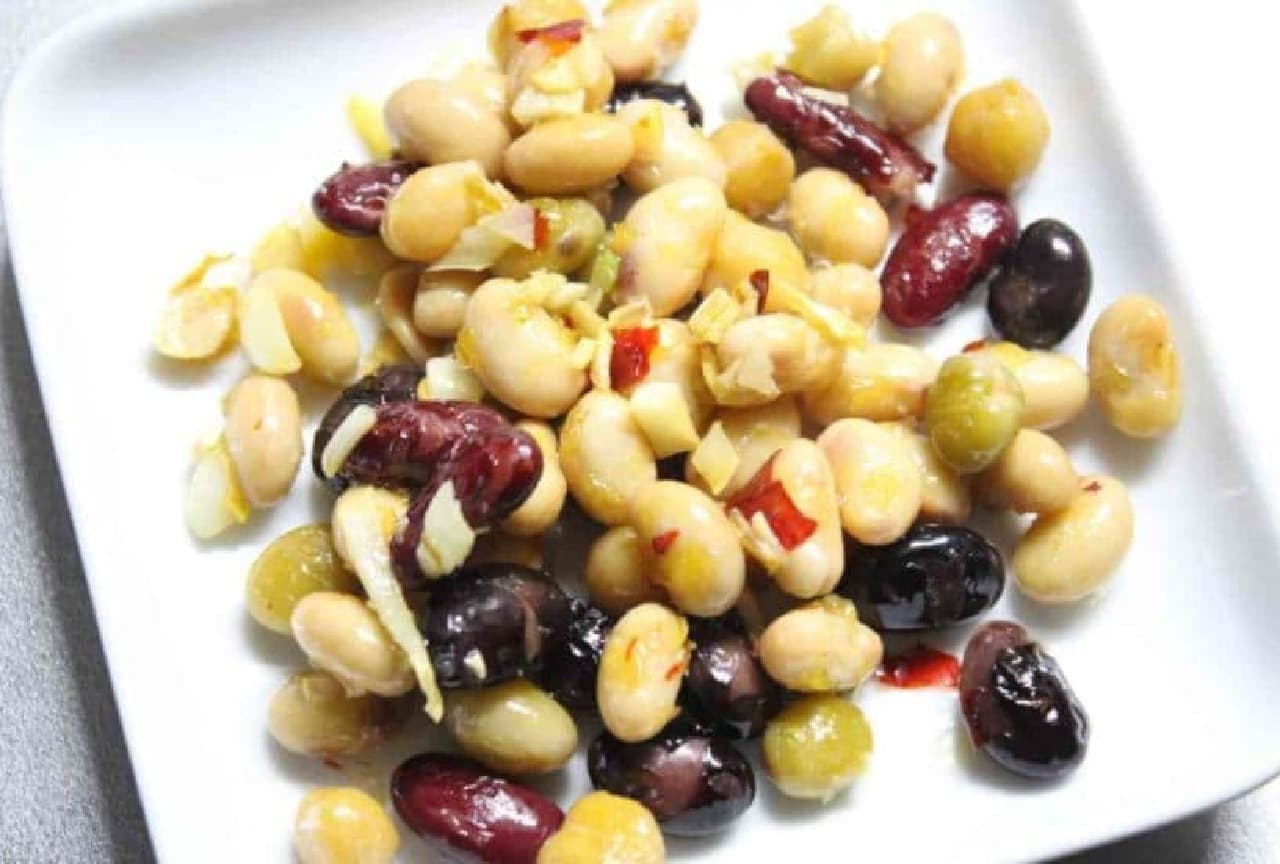 Mixed Beans Peperoncino Style