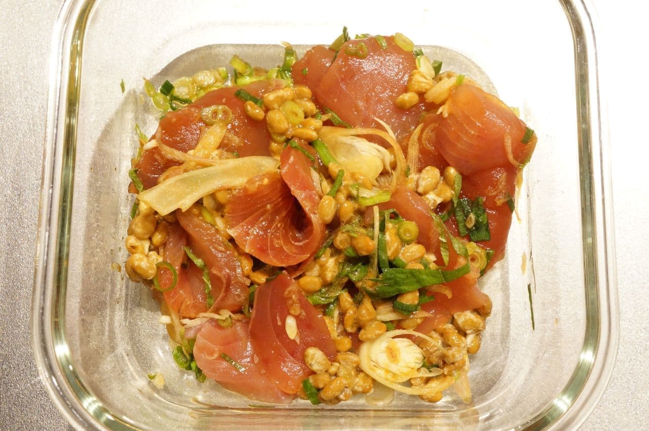 Easy recipe for "Tuna and natto with condiments