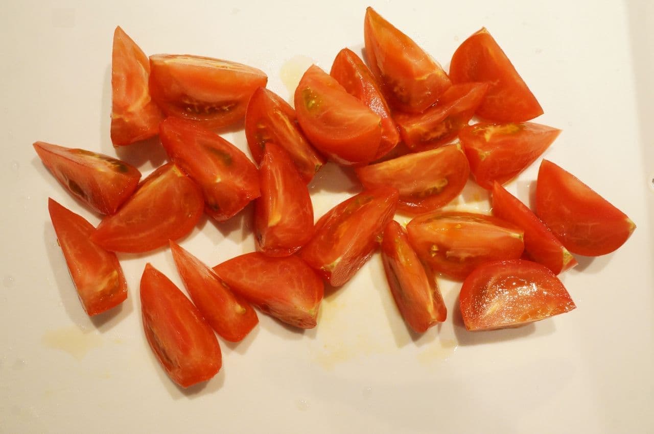 トマトの塩昆布白和え
