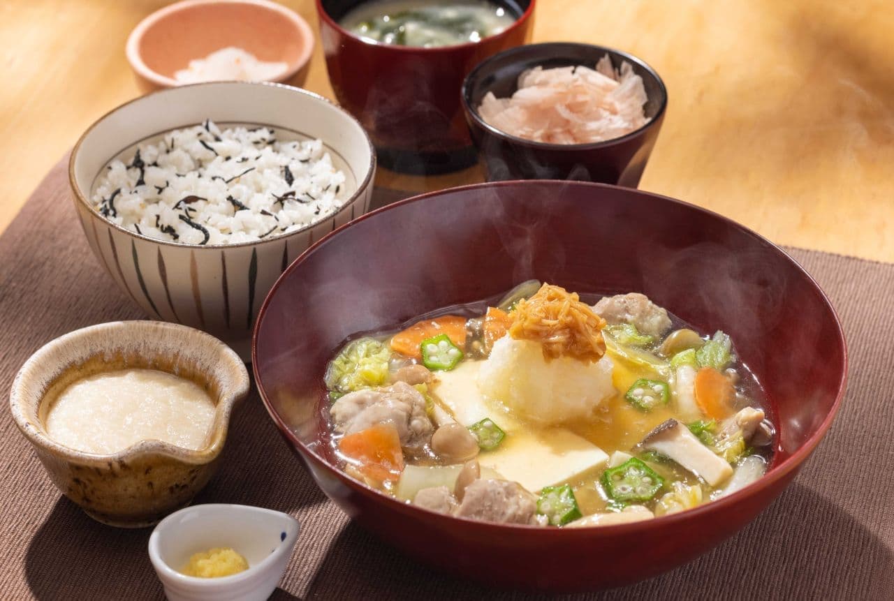 Ootoya "Chicken, tofu, sticky vegetables, and hijiki rice