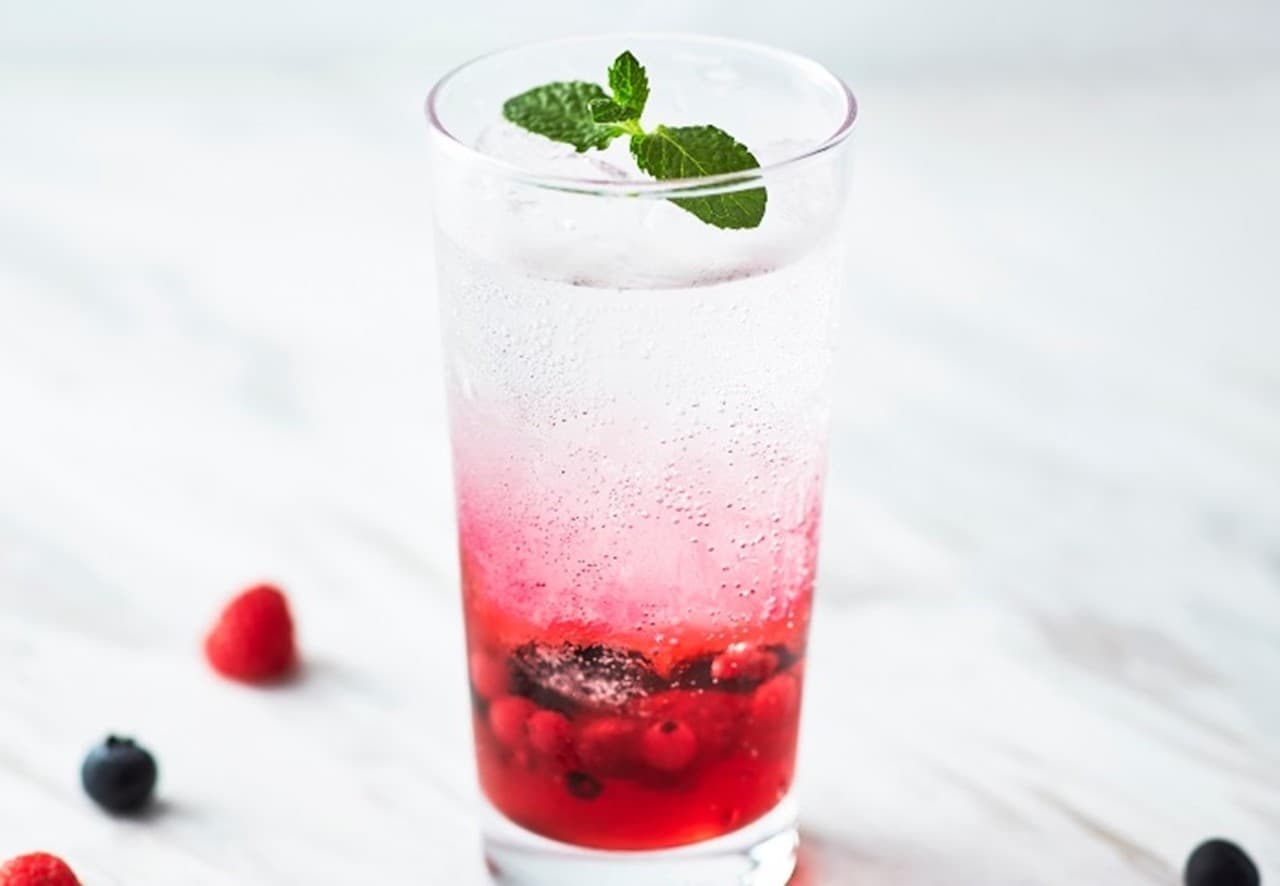 Cafe Morozoff "Mixed Berry Soda soaked in special vinegar