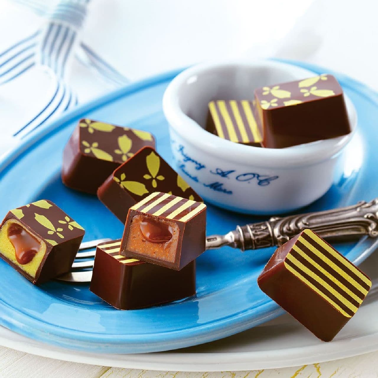 Lloyds "Praline Chocolat [Caramel Duo]".