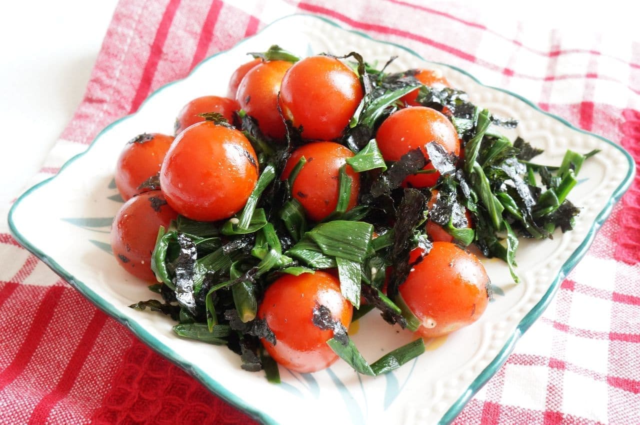「トマトとニラの中華和え」の簡単レシピ