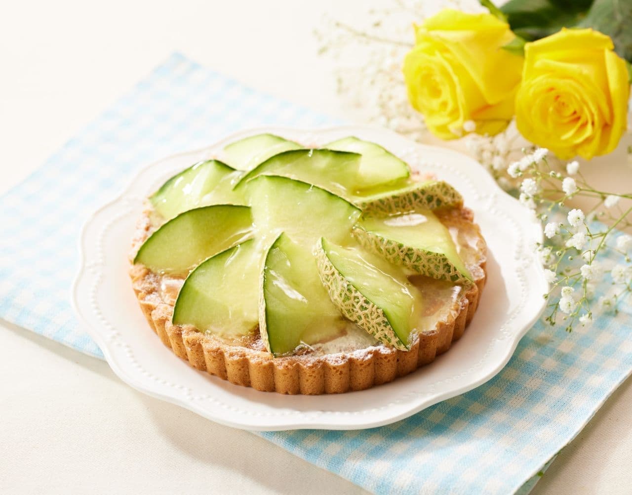 Aeon "Luxury Japanese melon tart