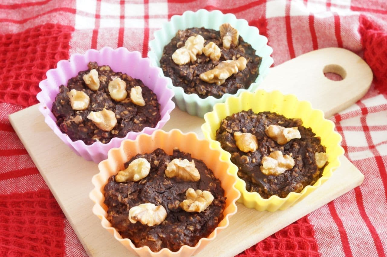 Easy recipe for "Oatmeal Cocoa Muffins