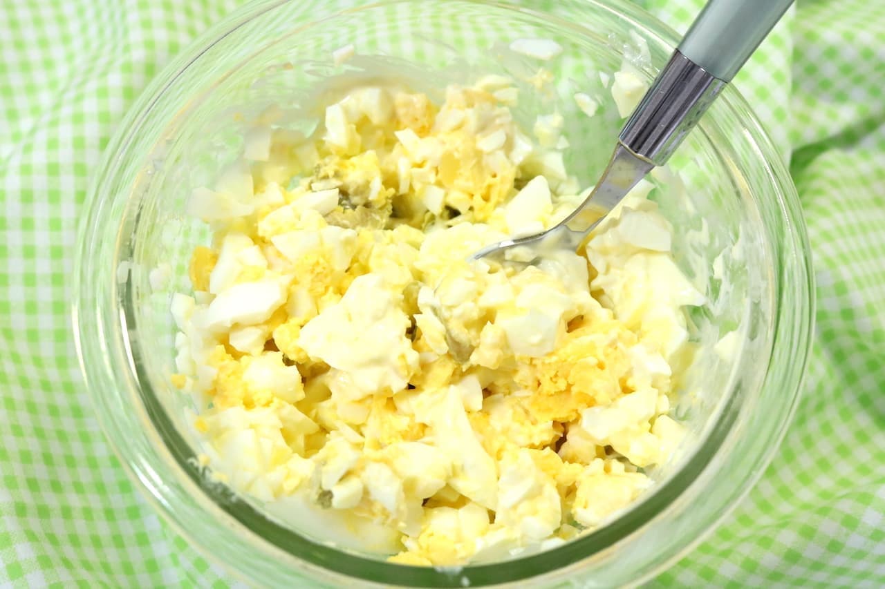 レシピ「オリーブ卵サラダ」