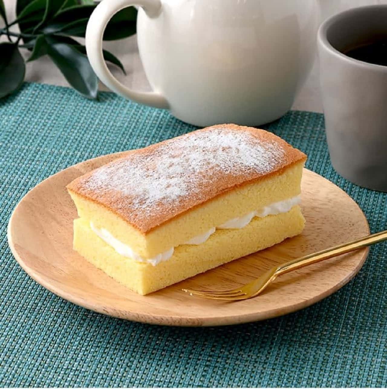 FamilyMart "Taiwanese sponge cake to taste with cream
