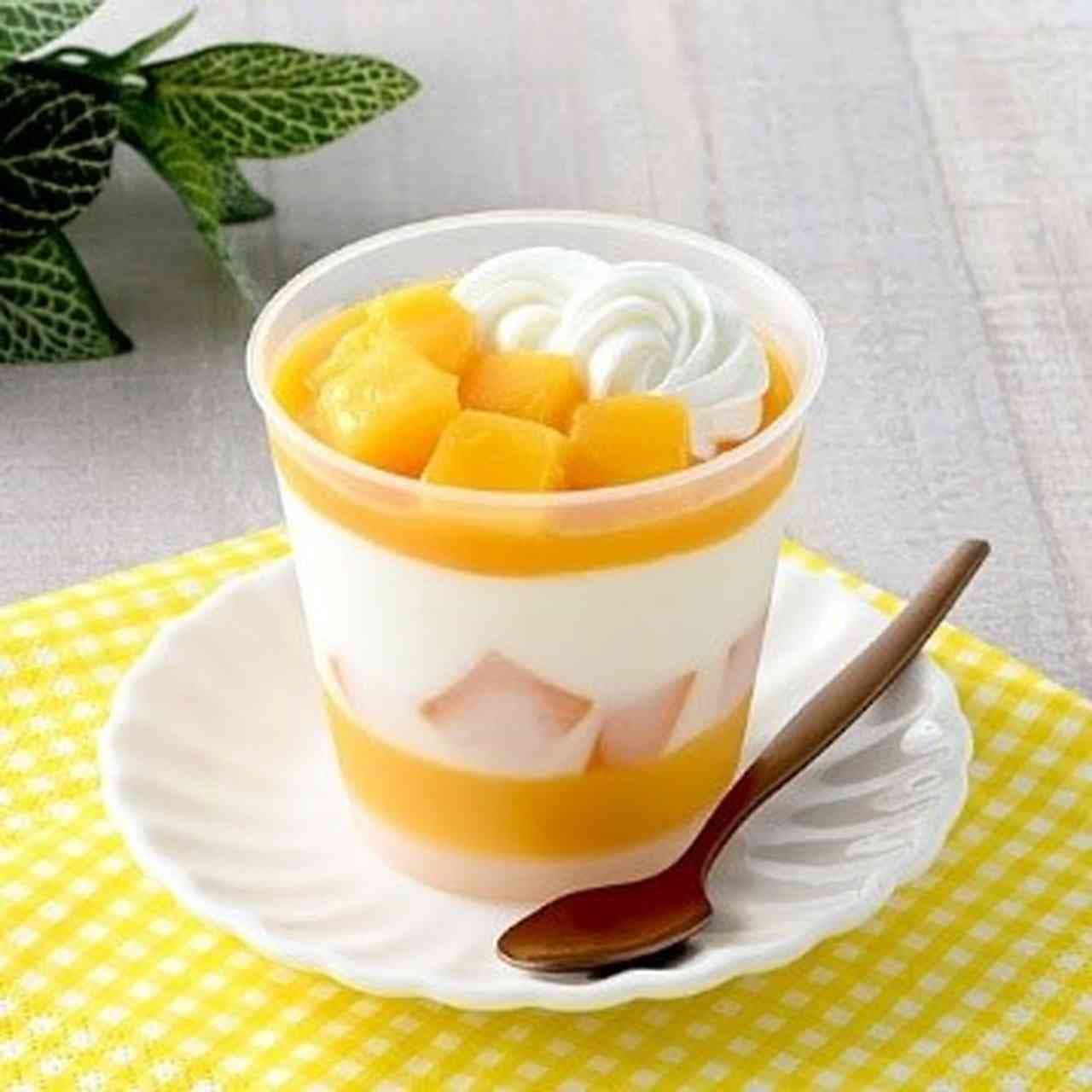 Famima "Mango Lassi Style Parfait