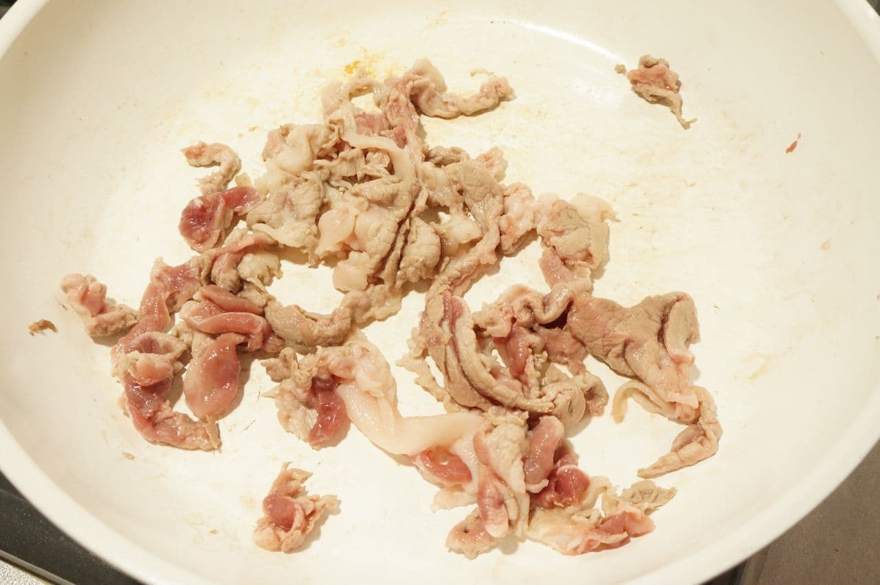 「豚肉とピーマンのケチャップカレー炒め」簡単レシピ