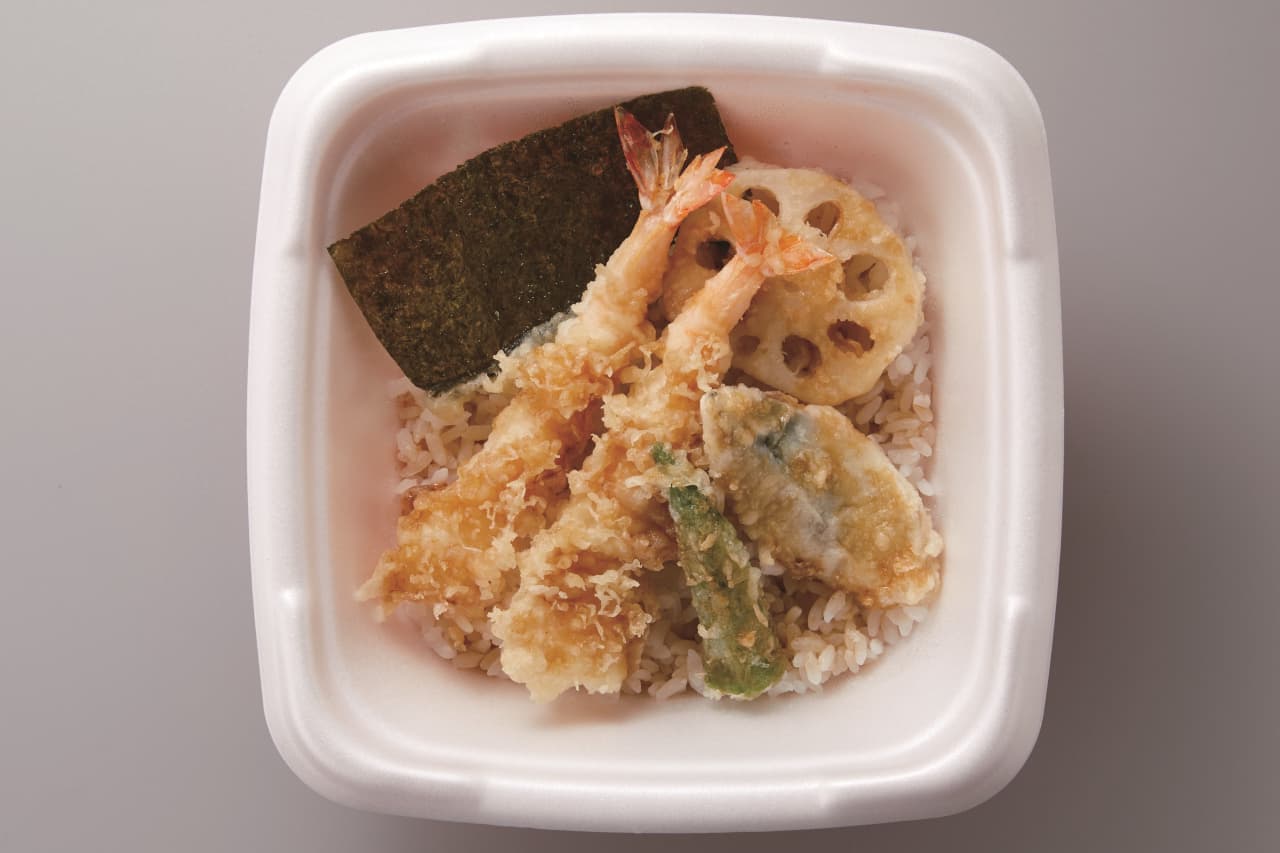 Half-price tempura bowl at Japanese restaurant "WASHOKI SATO