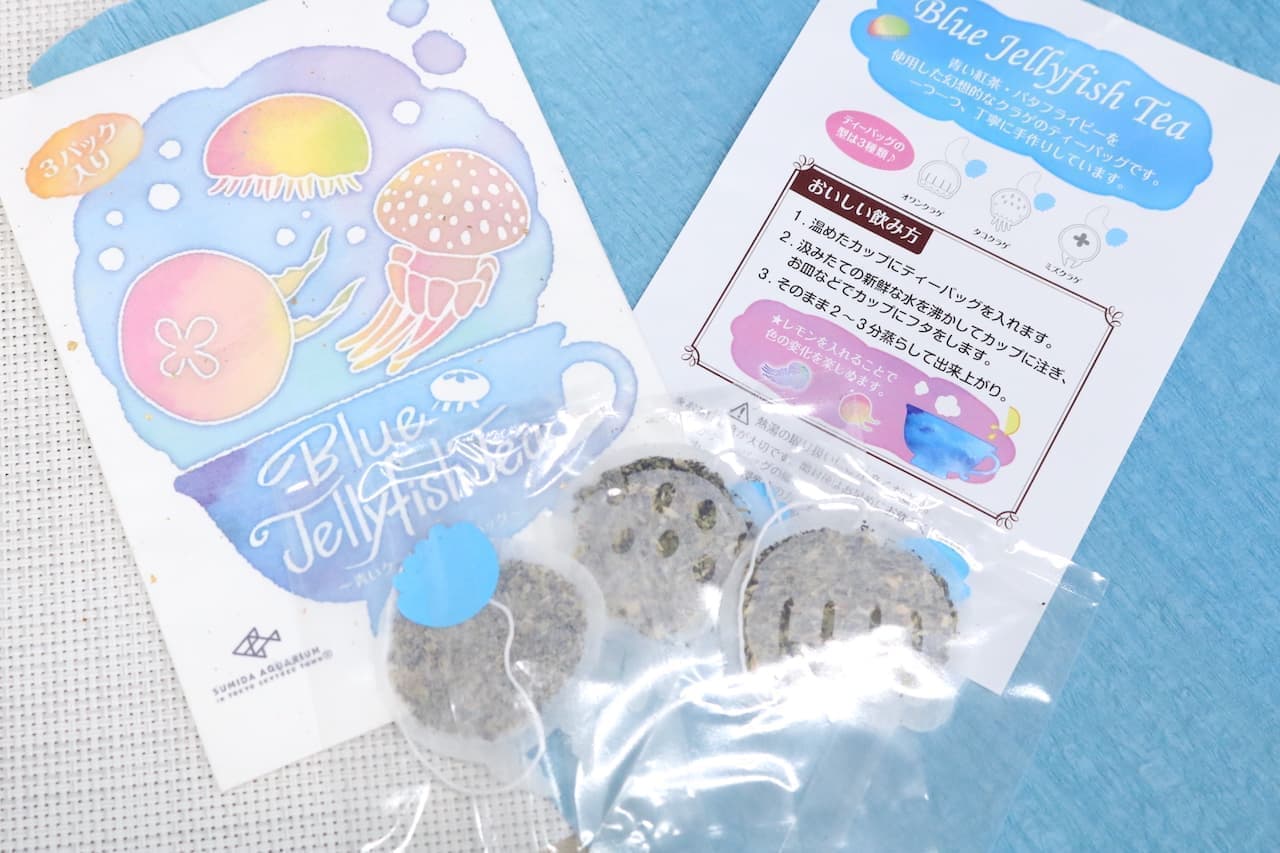 Tasting "Sumida Aquarium Tea Bag Jellyfish".