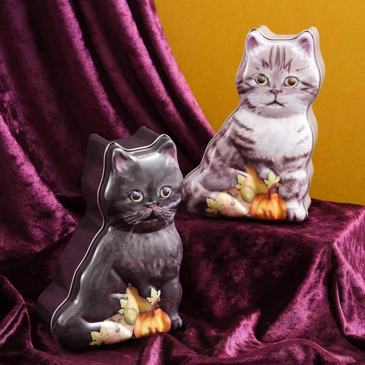 KALDI Coffee Farm "Original Halloween Cat Shape Can (Black/Gray)