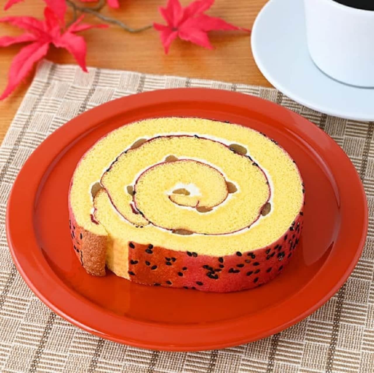 FamilyMart "Oimo Roll Cake (with Red Azuma bean paste)