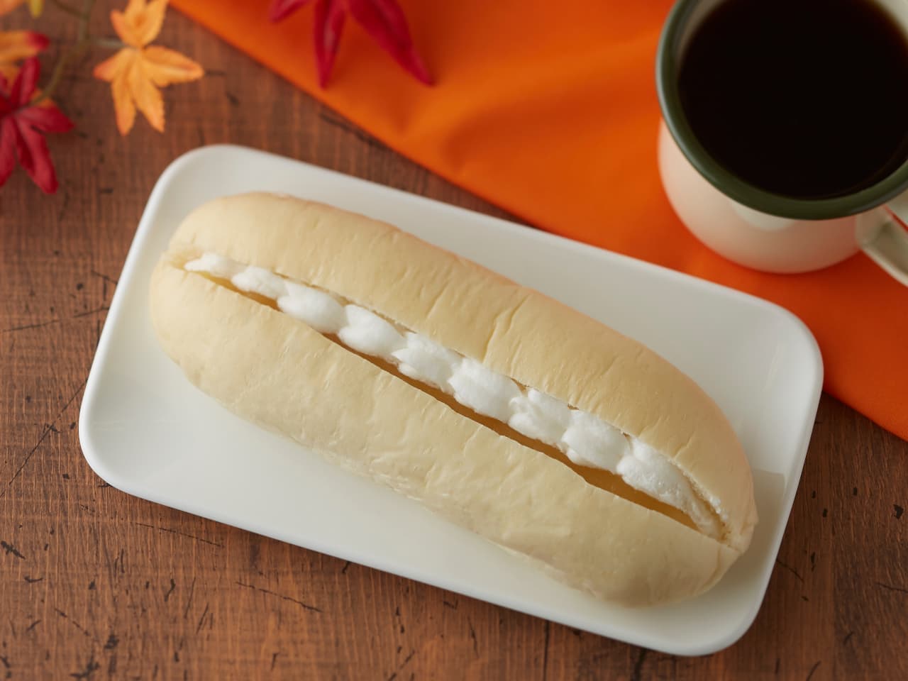 MINISTOP Bread rolls with Oyomoto milk whip