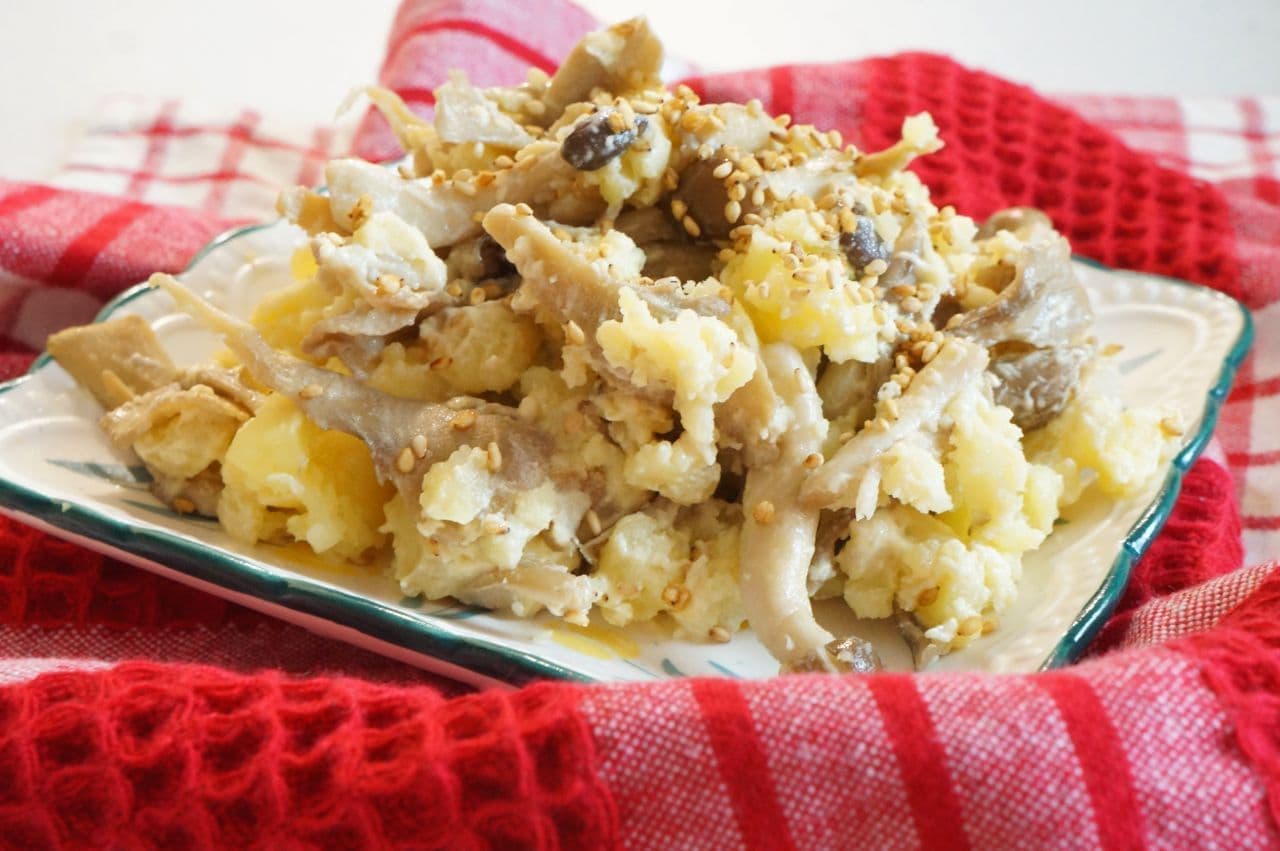 Simple recipe for "Mushroom Potato Salad