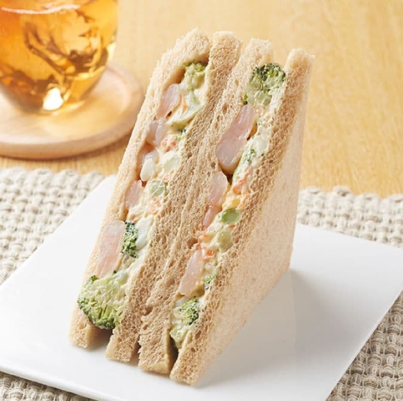 FamilyMart "Whole Grain Sandwich - Shrimp and Broccoli Salad Sandwich"
