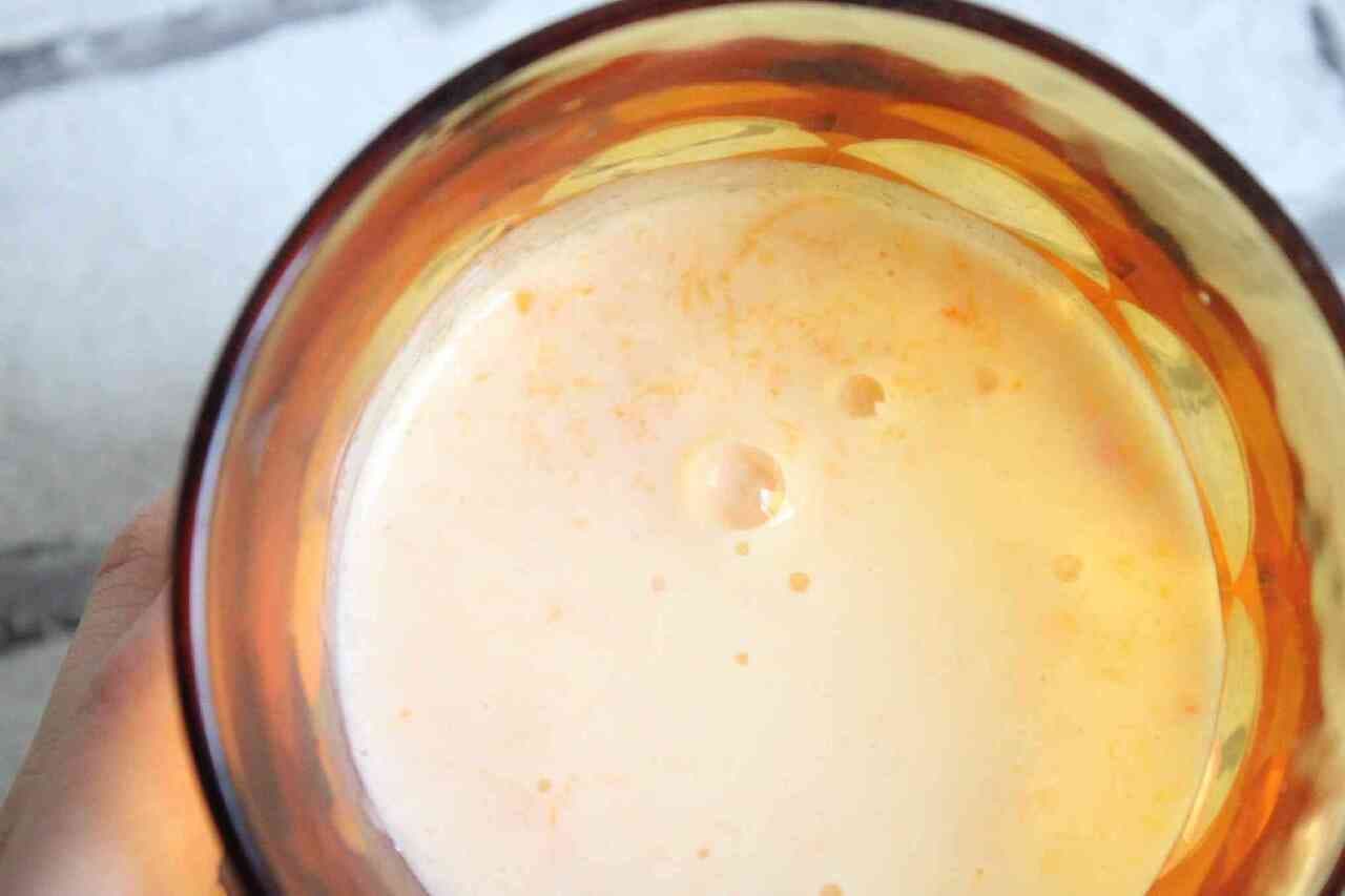 Ripe persimmon lassi" without a mixer