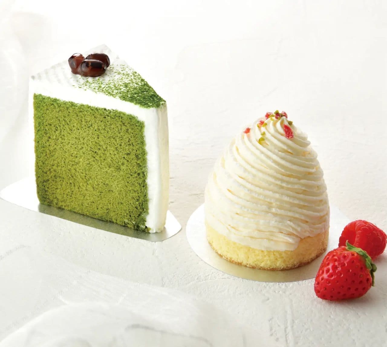 Cafe de Crié "White Chocolate & Berry Mont Blanc" and "Nishio Green Tea Chiffon Cake