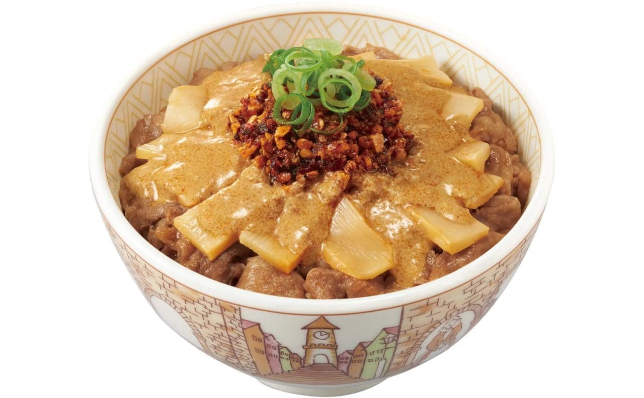 Sukiya "Spicy Sesame Sauce Eating Ra Menma Gyudon" (beef bowl with spicy sesame sauce)