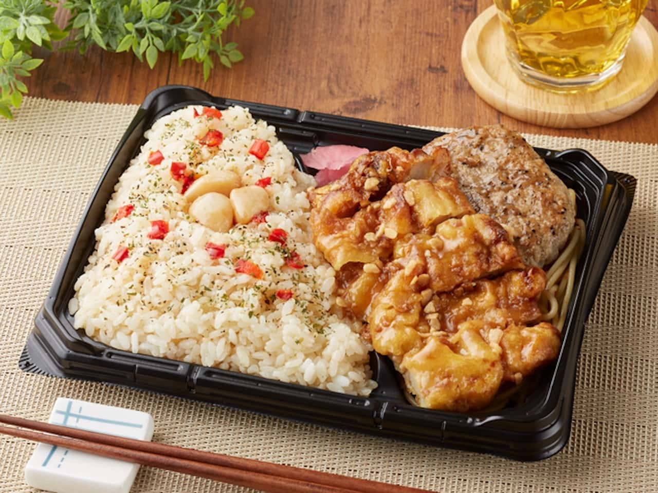Ministop "Ministop Lunch Box "Zushiri! Yakitsuki Garlic Bento Lunchbox".