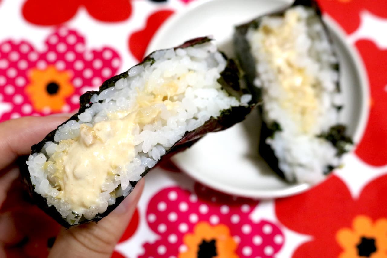 7-ELEVEN Hand-rolled Onigiri Tuna Mayonnaise
