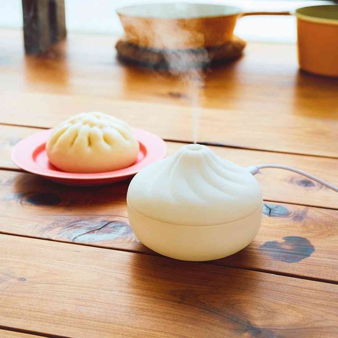 Shinjuku Nakamuraya official approval: Humidifier BOOK that looks just like steamed meat buns.