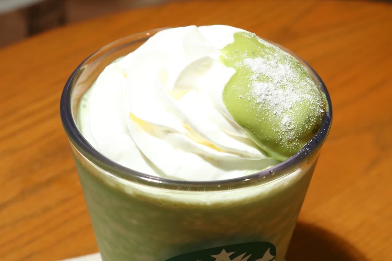 New Starbucks Frappé "Matcha Genmaicha Mocha Mochi Frappuccino".